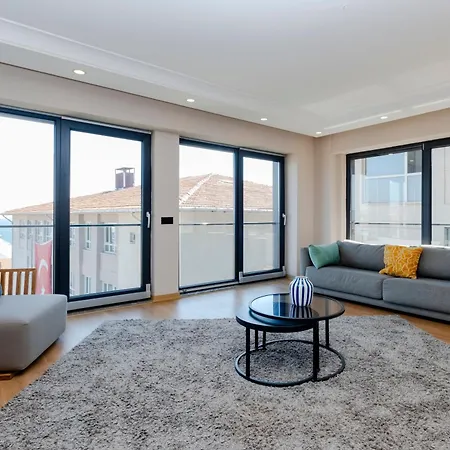 Chic With Bosphorus View *